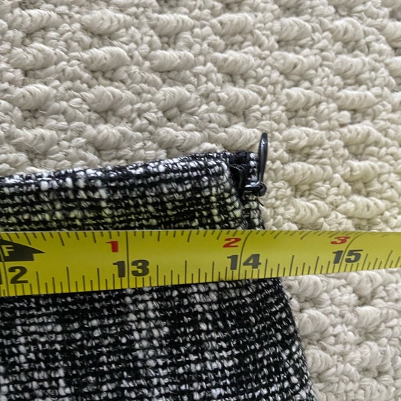 Theory mini skirt - Picture 3 of 6